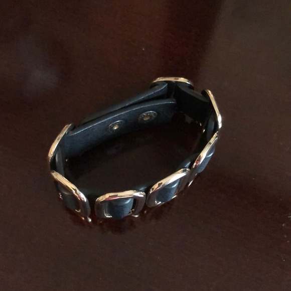 New York and Company Bracelet - Picture 7 of 7